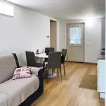 Giulia Apartment *